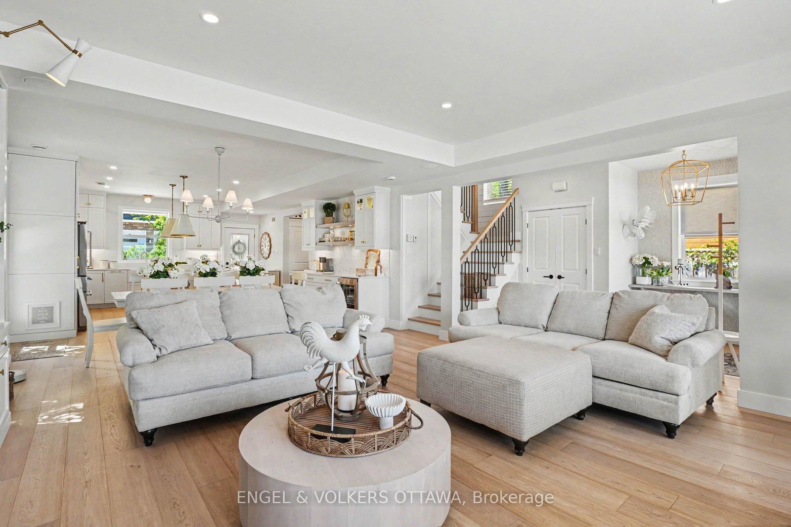 835 Archibald Street • Braeside, ON photo 8