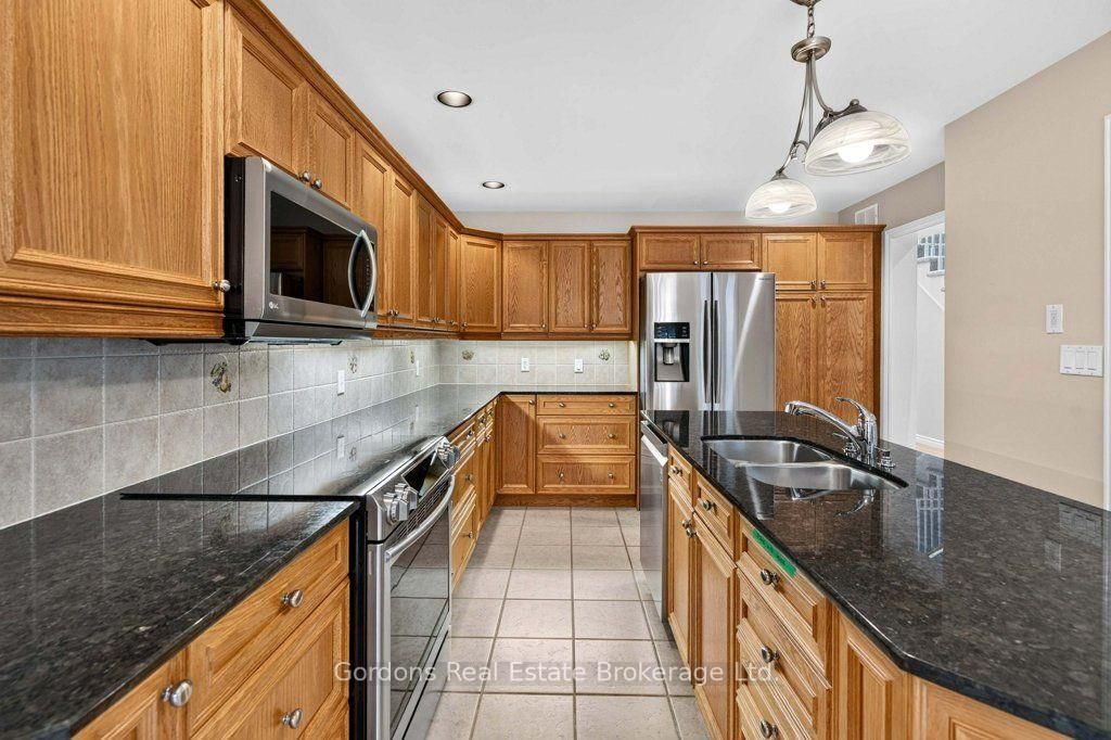 7 Hazel Court • Belleville, ON photo 27