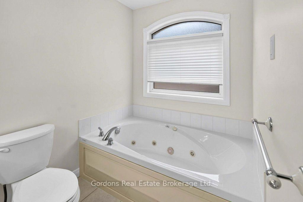 7 Hazel Court • Belleville, ON photo 36