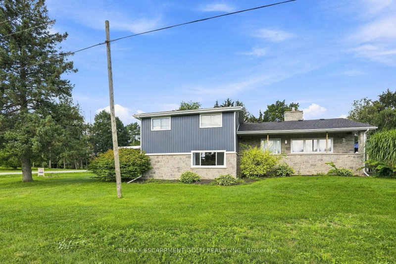 Lower - 11404 Lakeshore Road