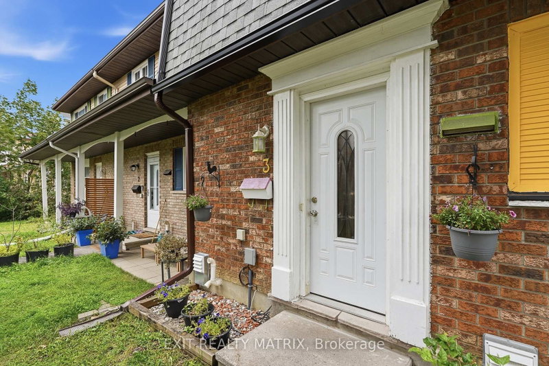 3 - 1661 Heron Road