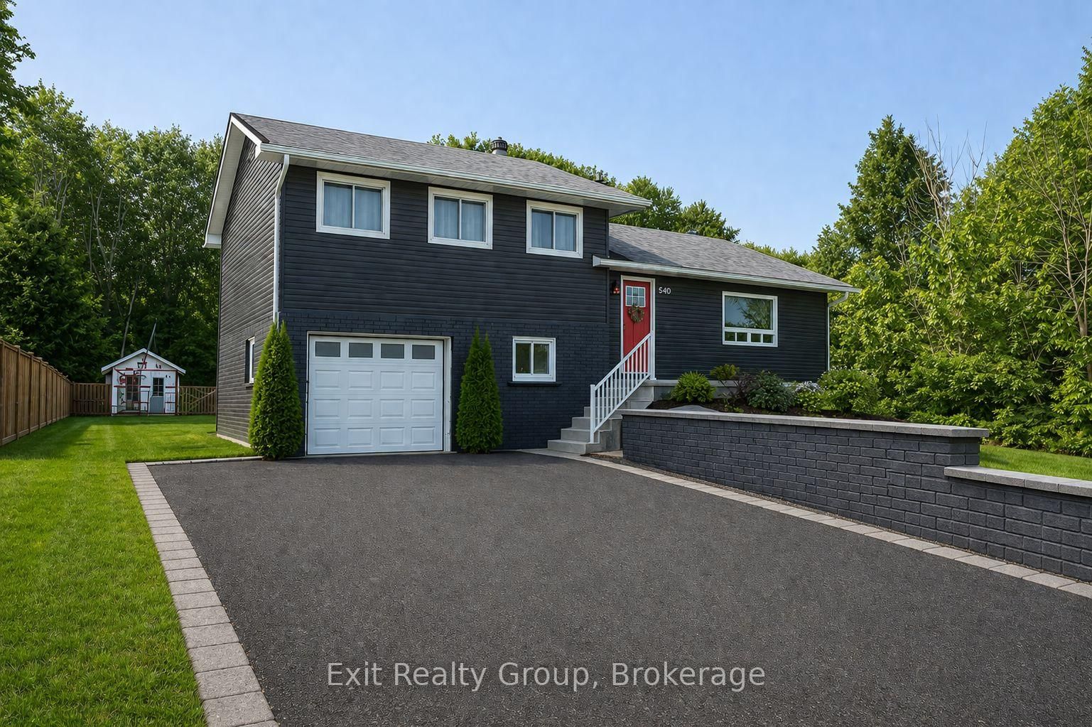 Detached House for sale at 640 Victoria Street, Tweed, Ontario, K0K 3J0 - Hungerford (Twp) - MLS: X13715334