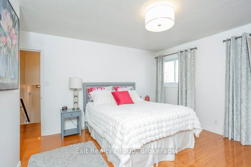 640 Victoria Street N • Tweed, ON photo 12