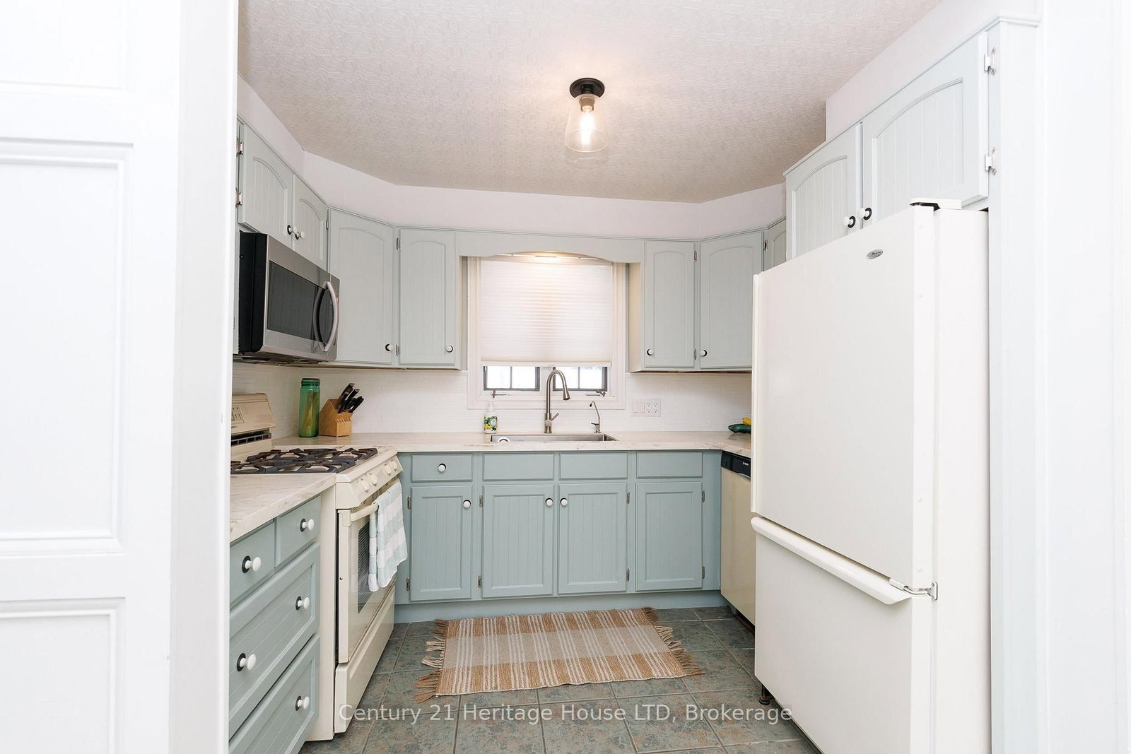 34 Henry Street • St. Catharines, ON photo 16