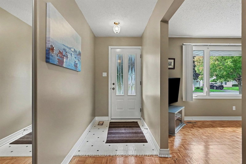 496 Tisdale Crescent