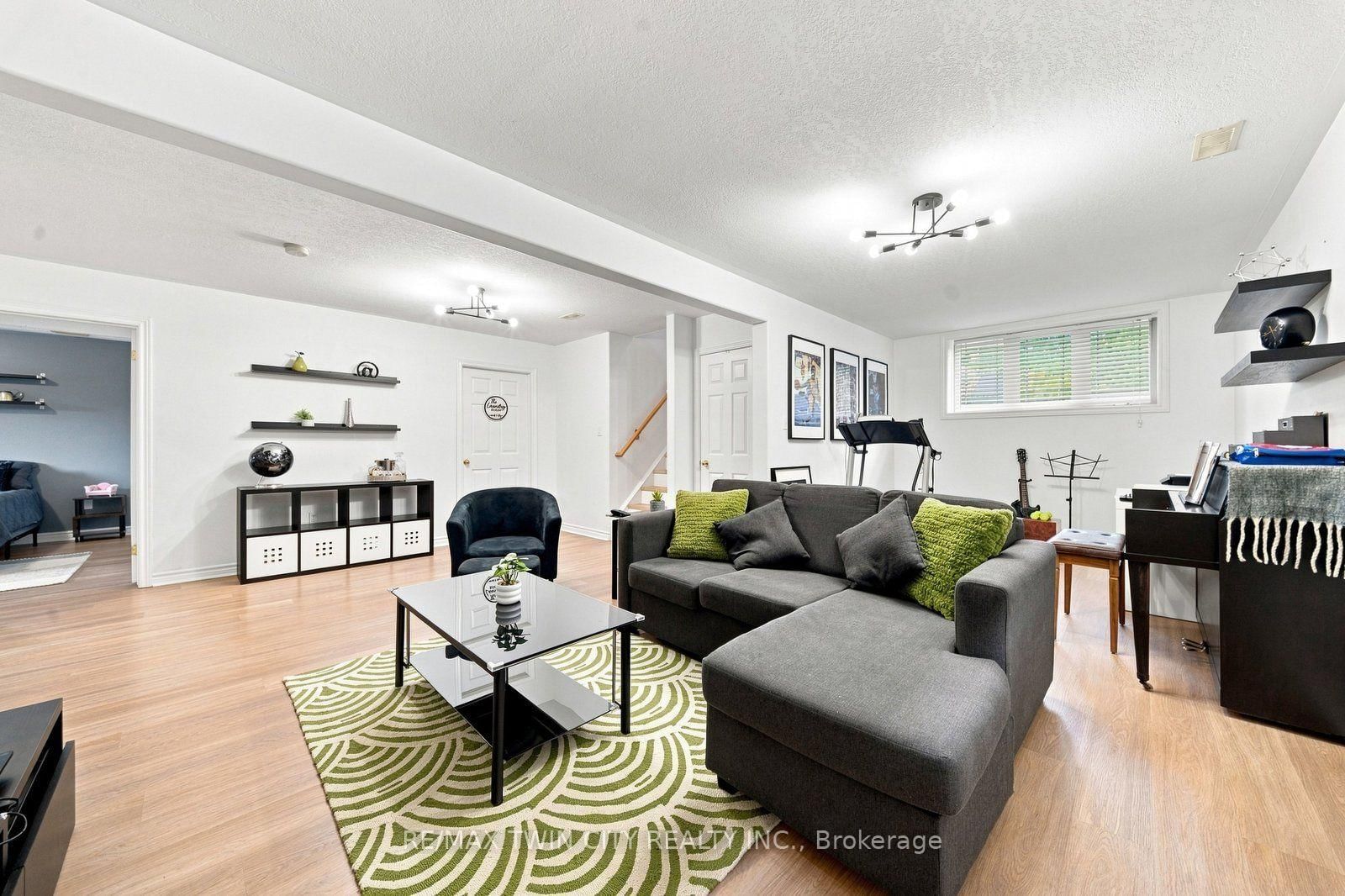 22 Osborn Avenue • Brantford, ON photo 34