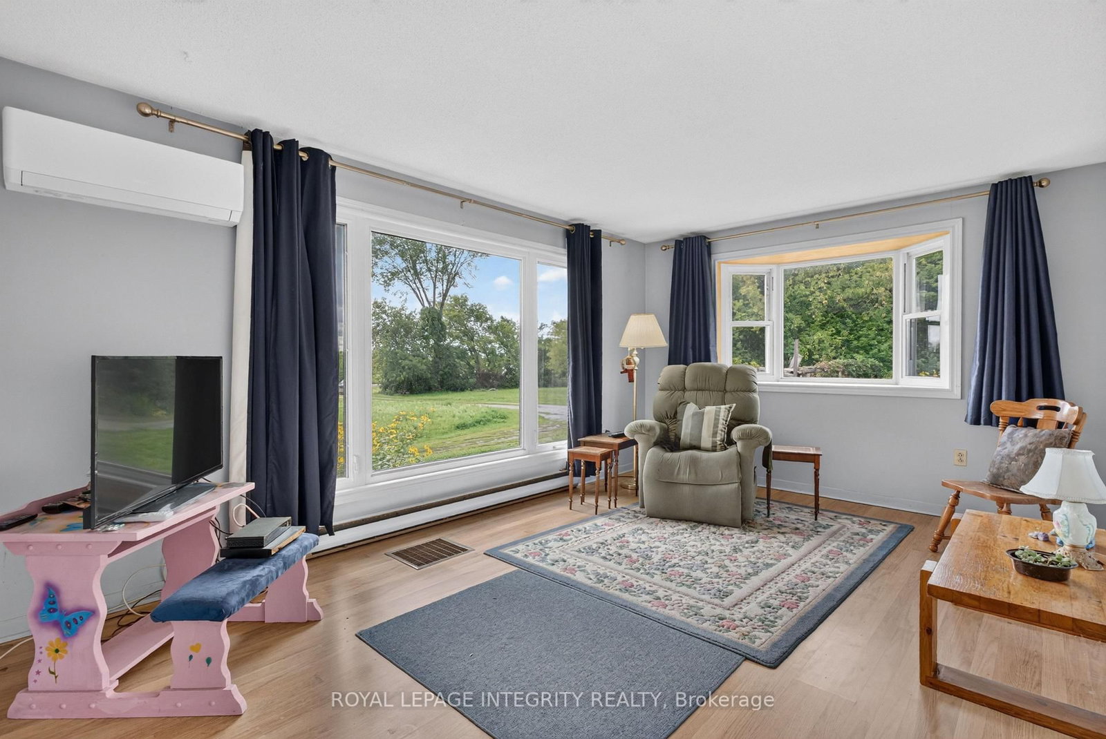 2063 Dwyer Hill Road • Ashton, ON photo 9