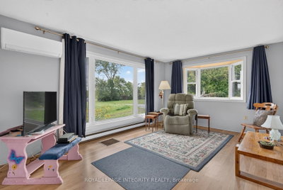 2063 Dwyer Hill Road • Ashton, ON photo 9