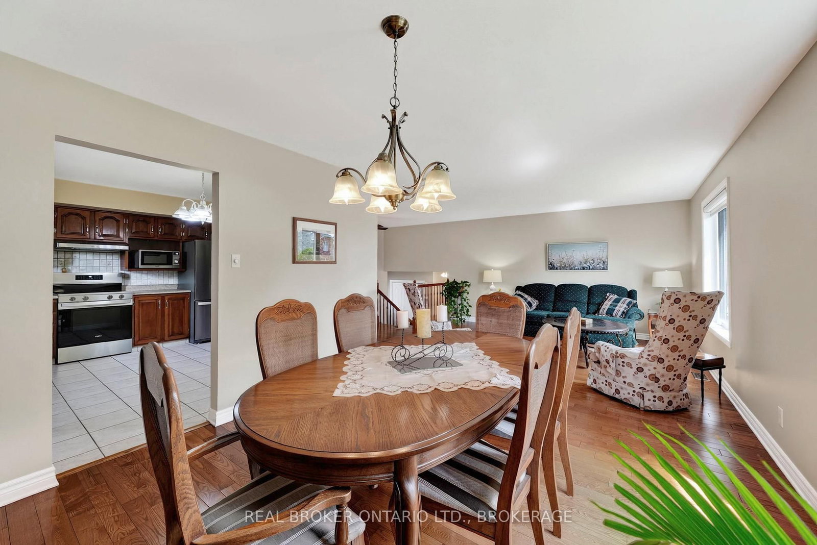 1321 Stormont Drive • Cornwall, ON photo 10