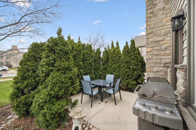 9 - 100 Frederick Drive