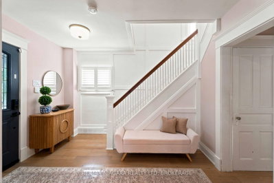 9 JOHNSTON Street • St. Catharines, ON photo 5
