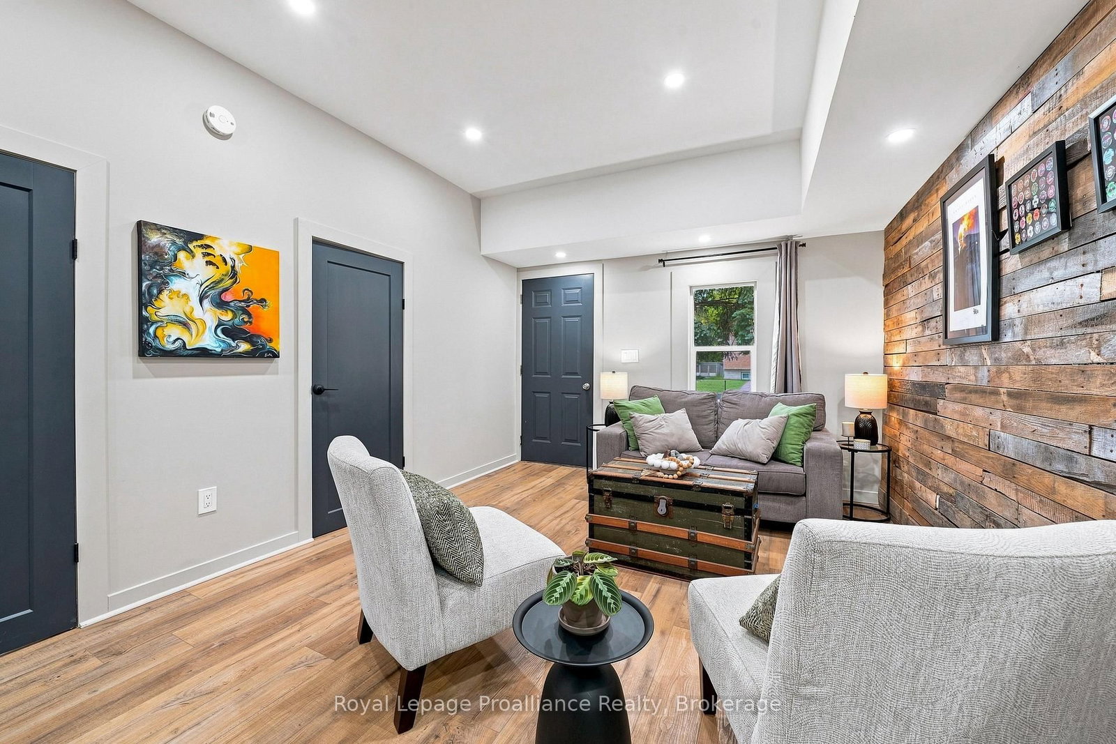161 University Avenue • Belleville, ON photo 12