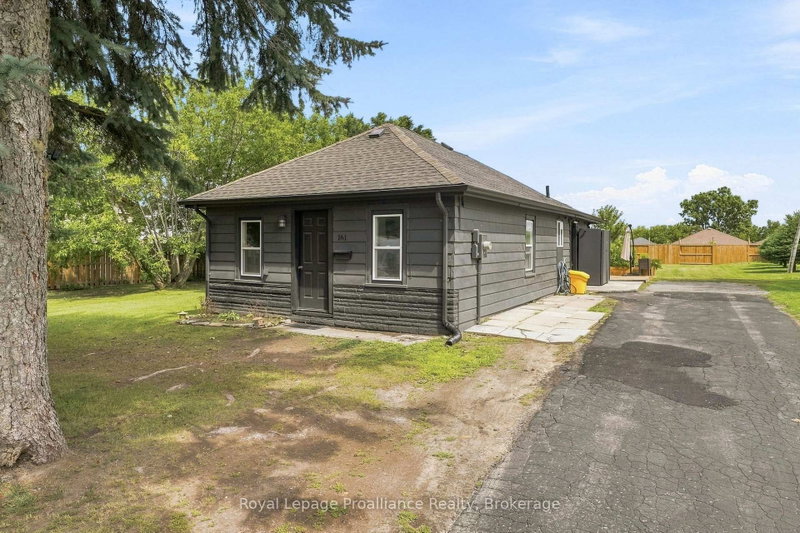 161 University Avenue