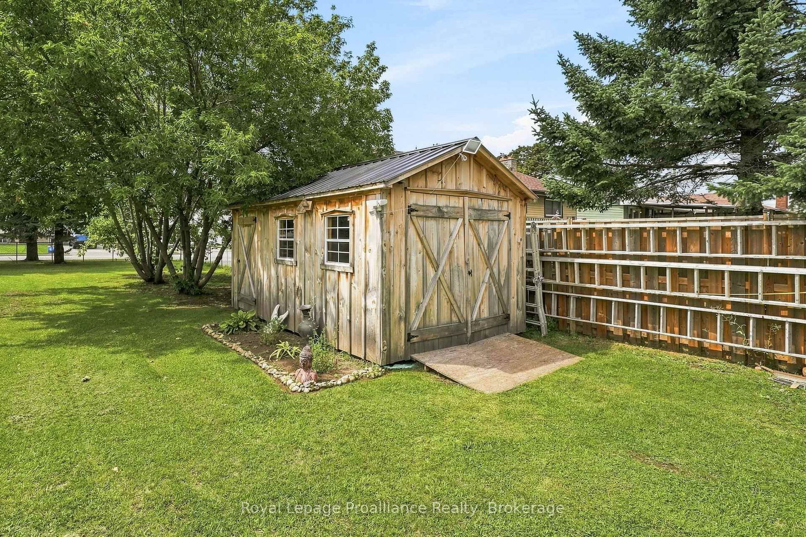 161 University Avenue • Belleville, ON photo 27