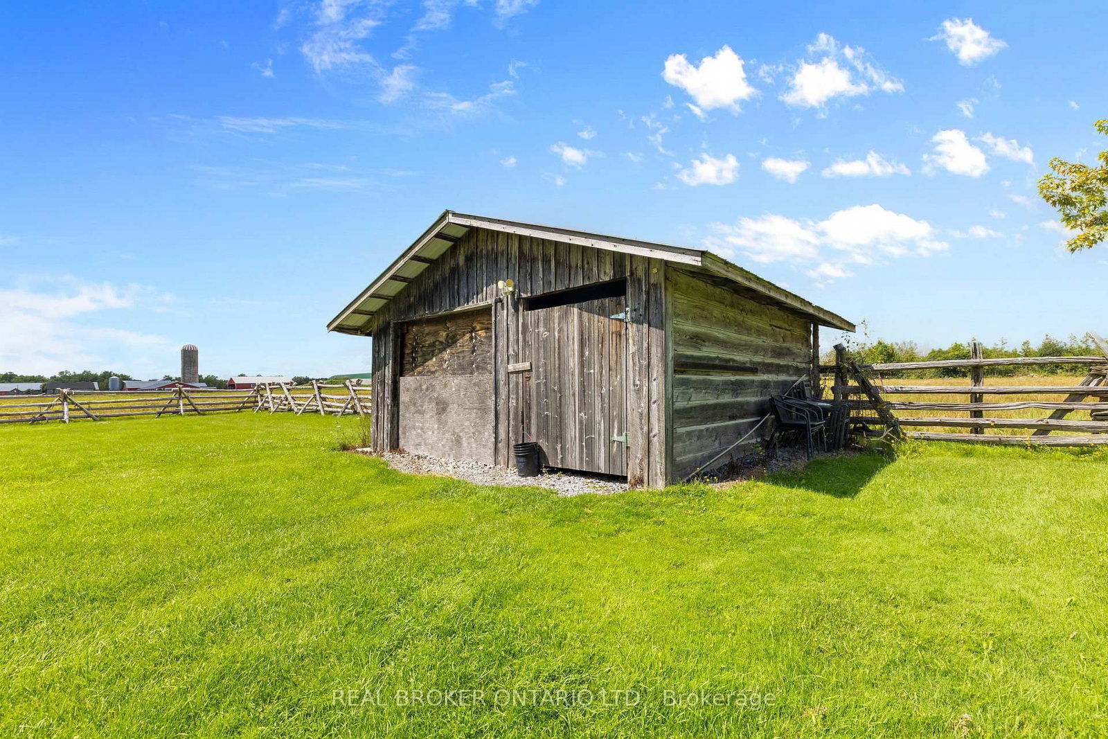 Listing Image 39