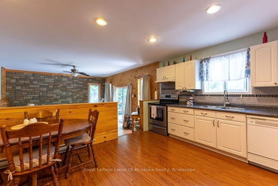 215 Sandwood Drive • Ryerson, ON photo 6