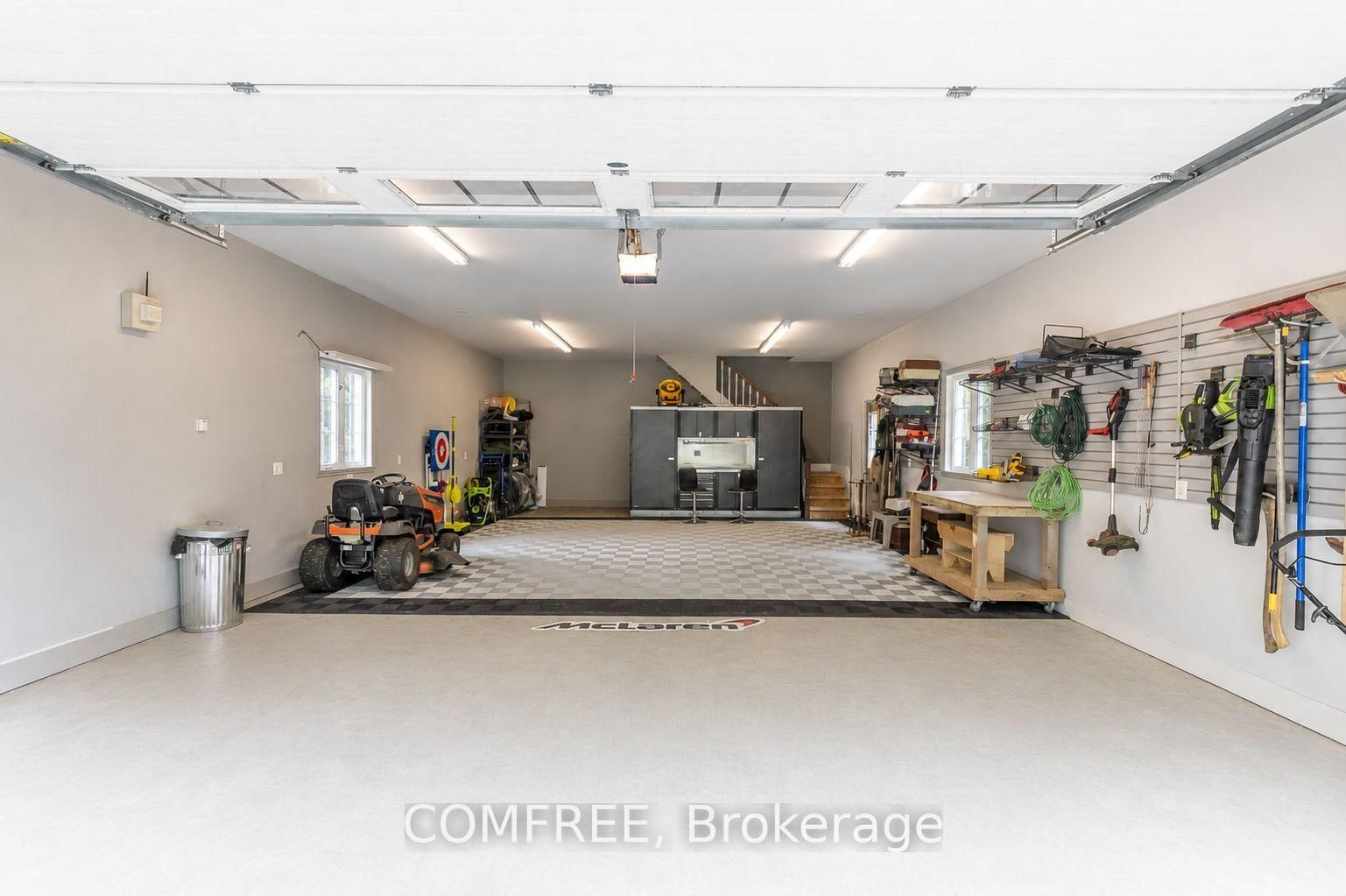 19 Maric Trail • North Grenville, ON photo 3