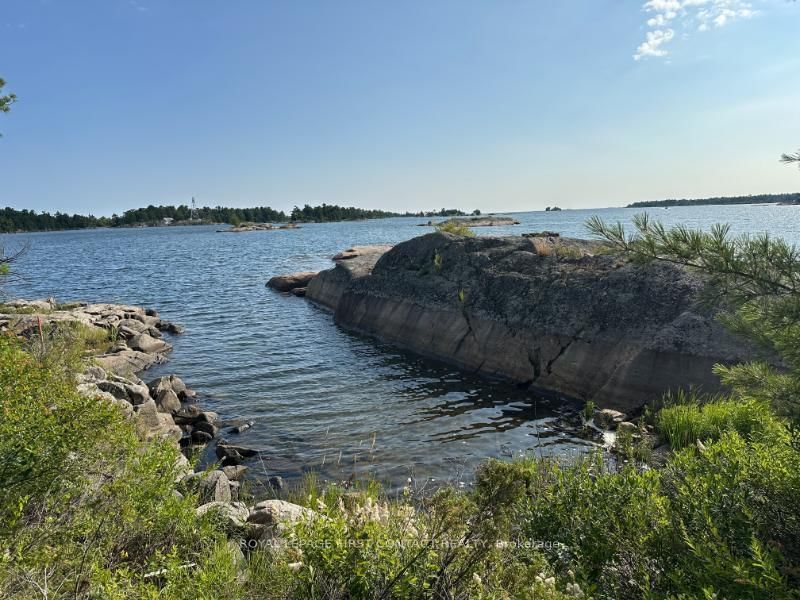 Listing Image 44