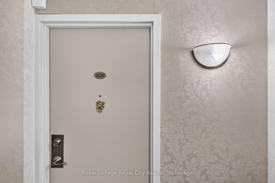 19 Woodlawn Road E • #206 • Guelph, ON photo 5