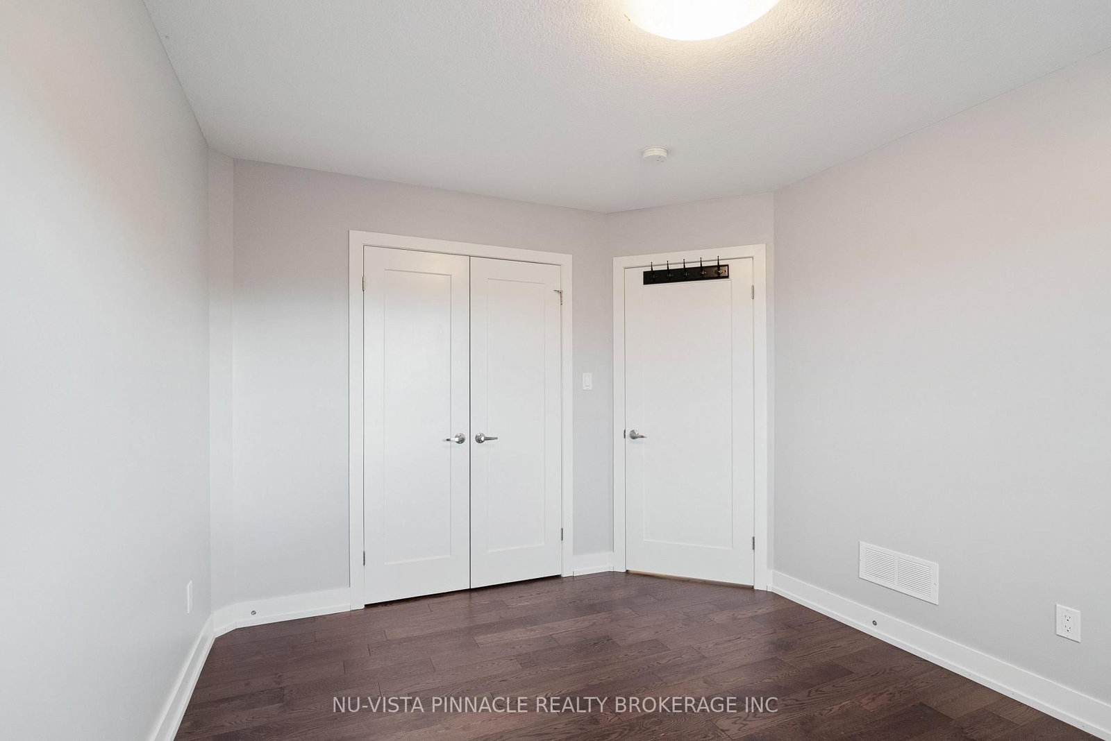 1911 Ballymote Avenue • London North, ON photo 31