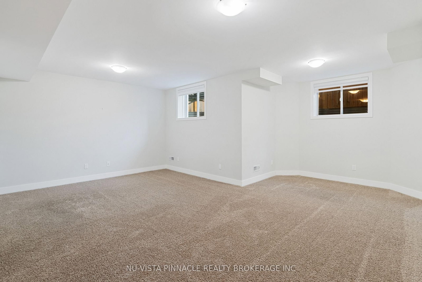 1911 Ballymote Avenue • London North, ON photo 33