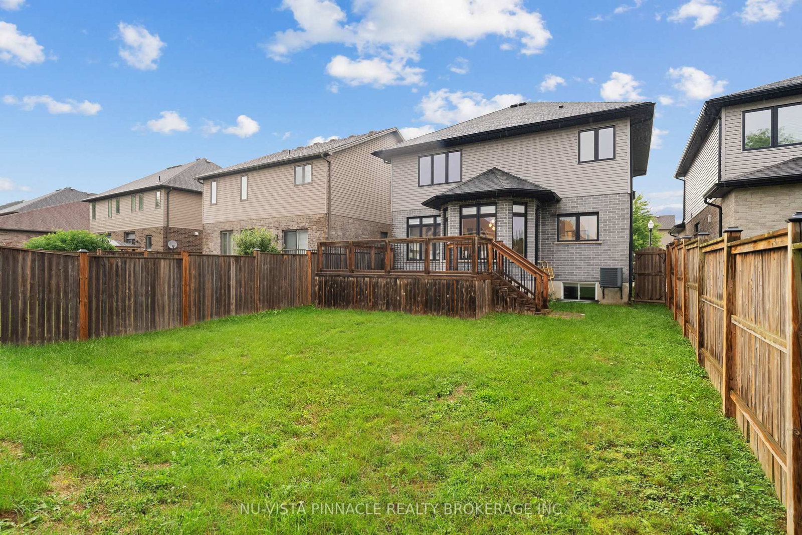 1911 Ballymote Avenue • London North, ON photo 38