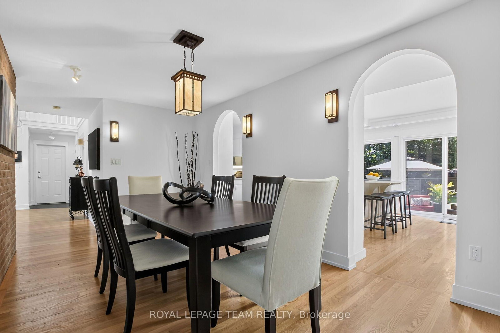 15 Kintail Court • Stittsville, ON photo 10