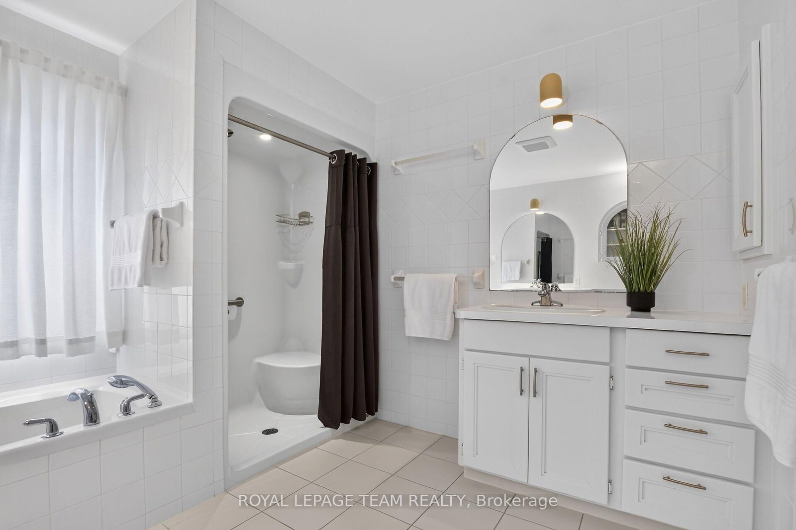 15 Kintail Court • Stittsville, ON photo 21