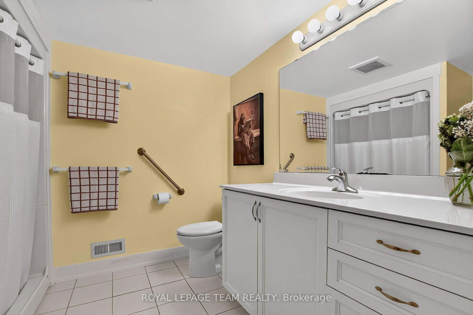 15 Kintail Court • Stittsville, ON photo 37