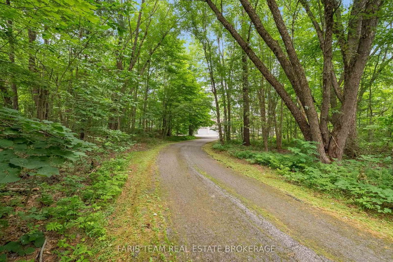 1037 Rockcastle Road