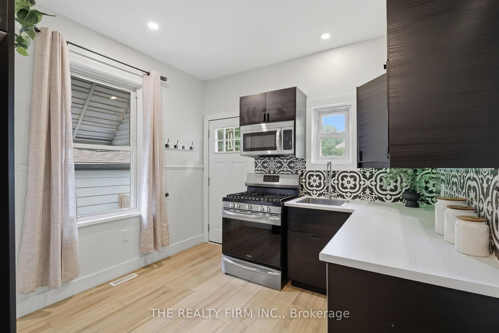 946 Lorne Avenue • London East, ON photo 19