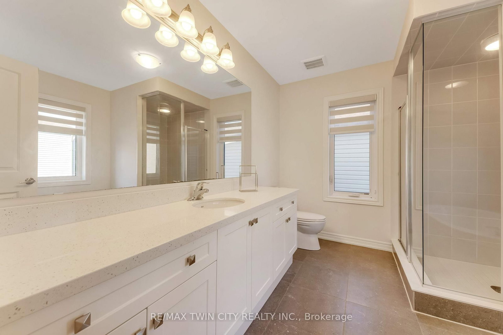 106 HALDIMAND Street • Kitchener, ON photo 21