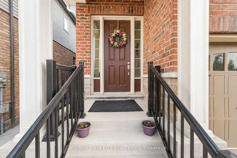 106 HALDIMAND Street