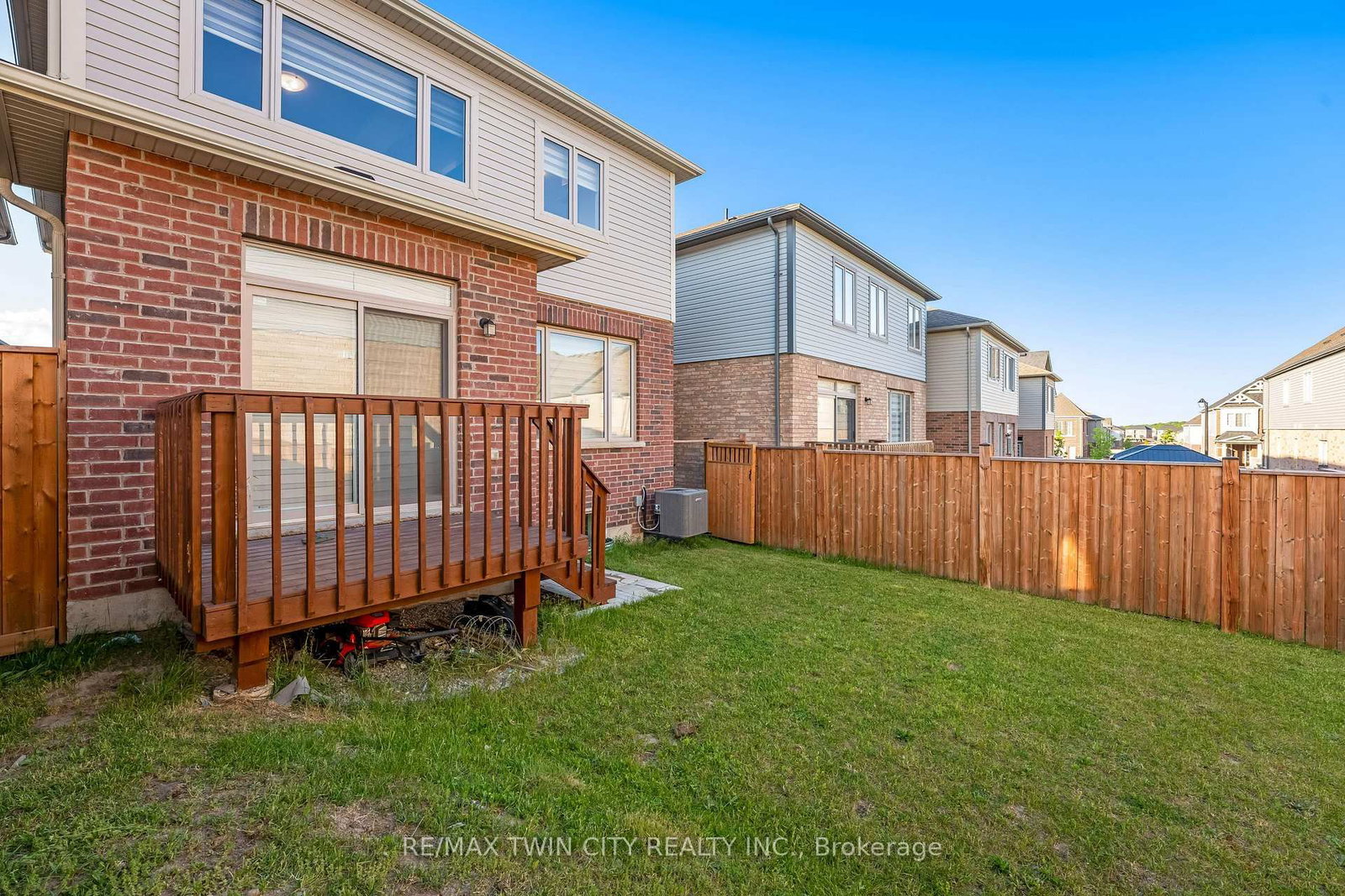 106 HALDIMAND Street • Kitchener, ON photo 37