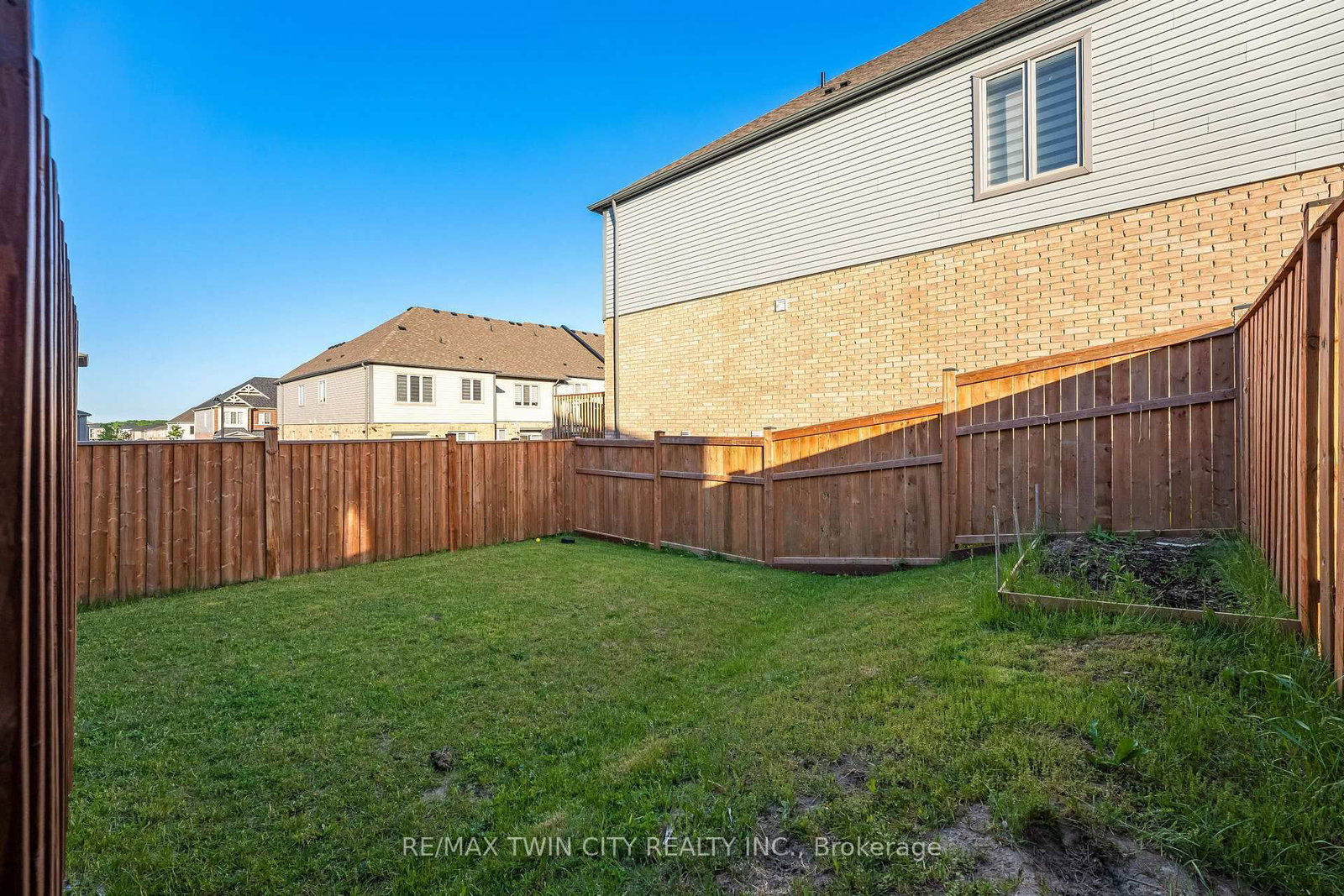 106 HALDIMAND Street • Kitchener, ON photo 38