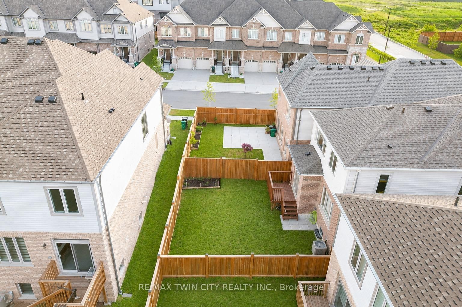 106 HALDIMAND Street • Kitchener, ON photo 42