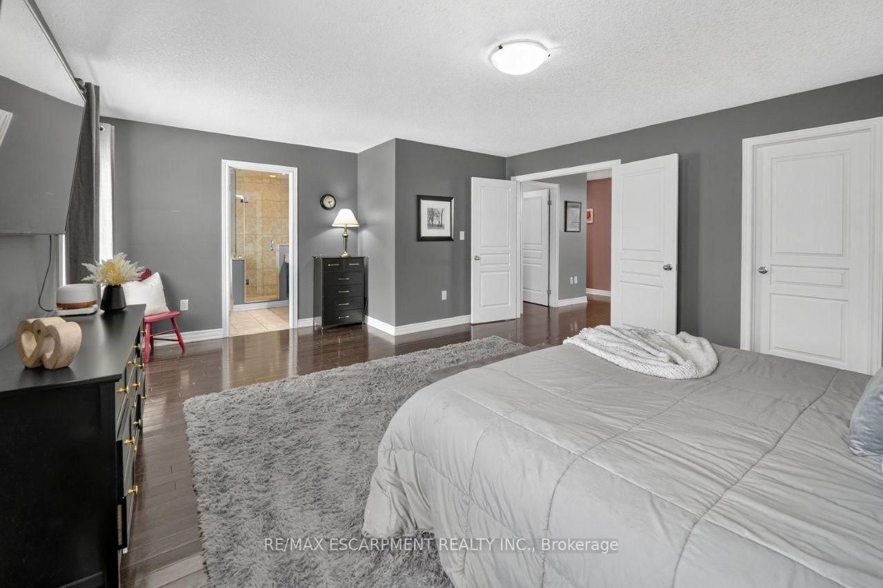 58 Peach Tree Lane • Grimsby, ON photo 14