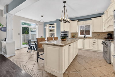 58 Peach Tree Lane • Grimsby, ON photo 6
