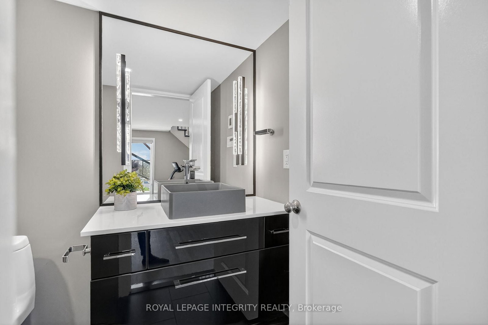 724 Parade Drive • Ottawa, ON photo 36