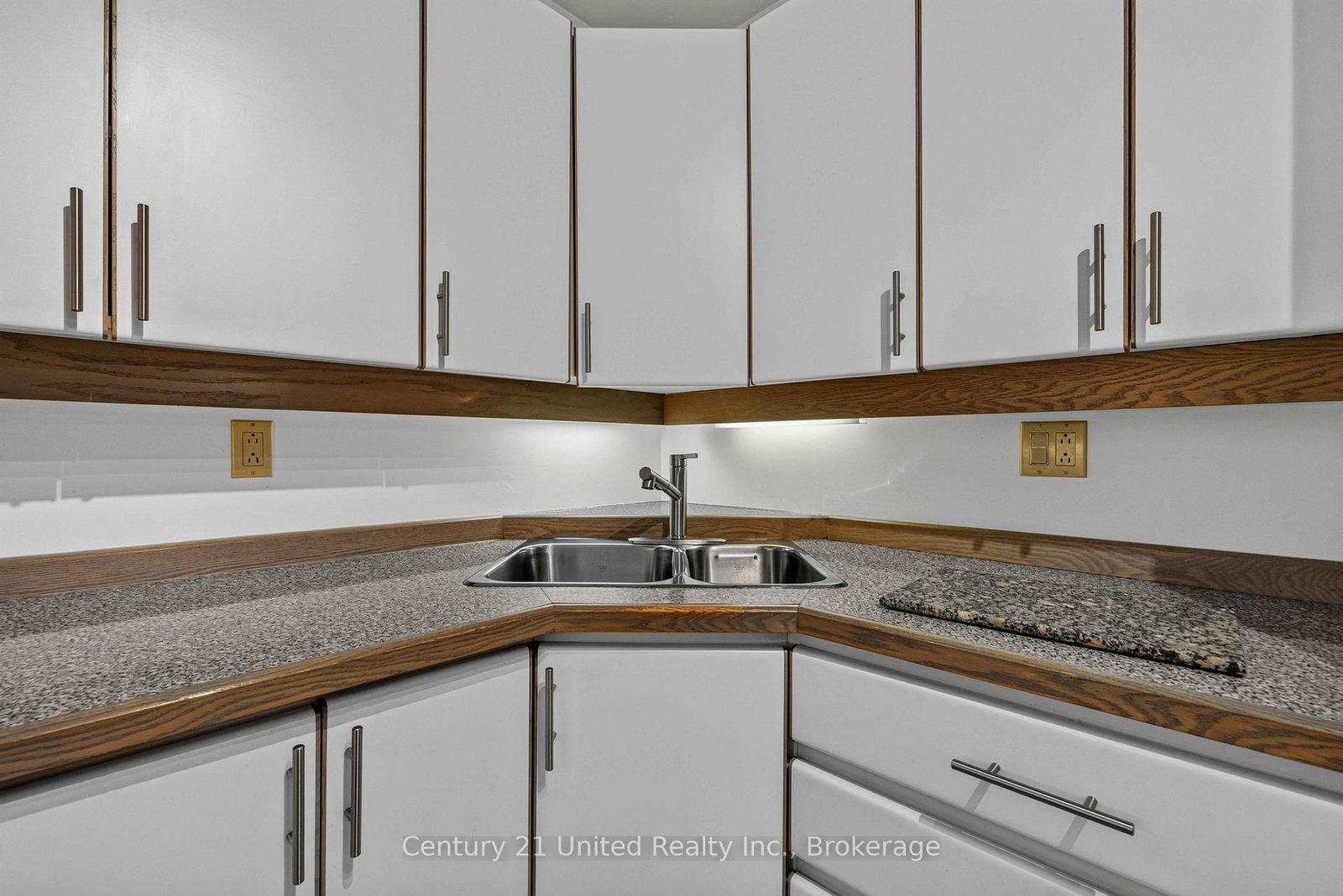 680 Whitaker Street • #7 • Peterborough, ON photo 20