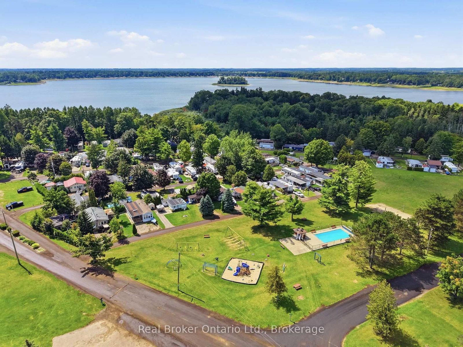 428 Pine Pass • Centre Wellington, ON photo 47