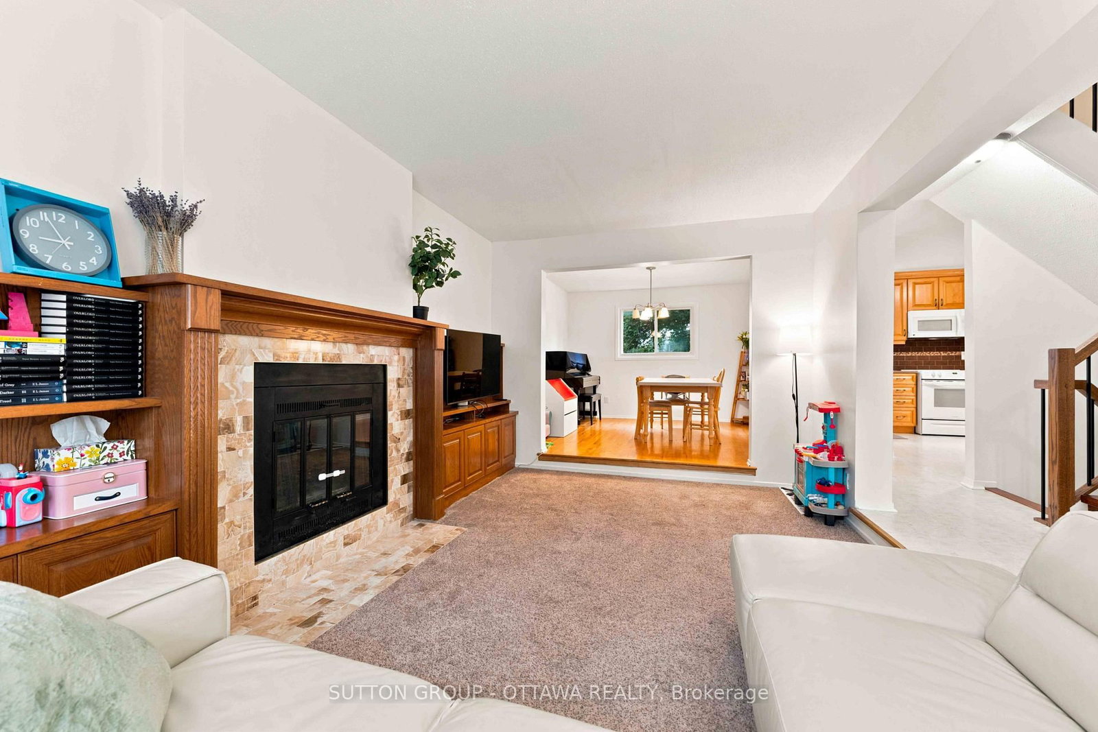 66 FIELDGATE Drive • Ottawa, ON photo 12