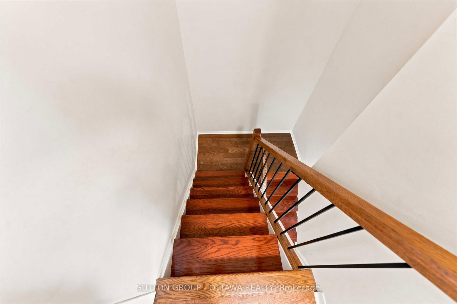 66 FIELDGATE Drive • Ottawa, ON photo 25