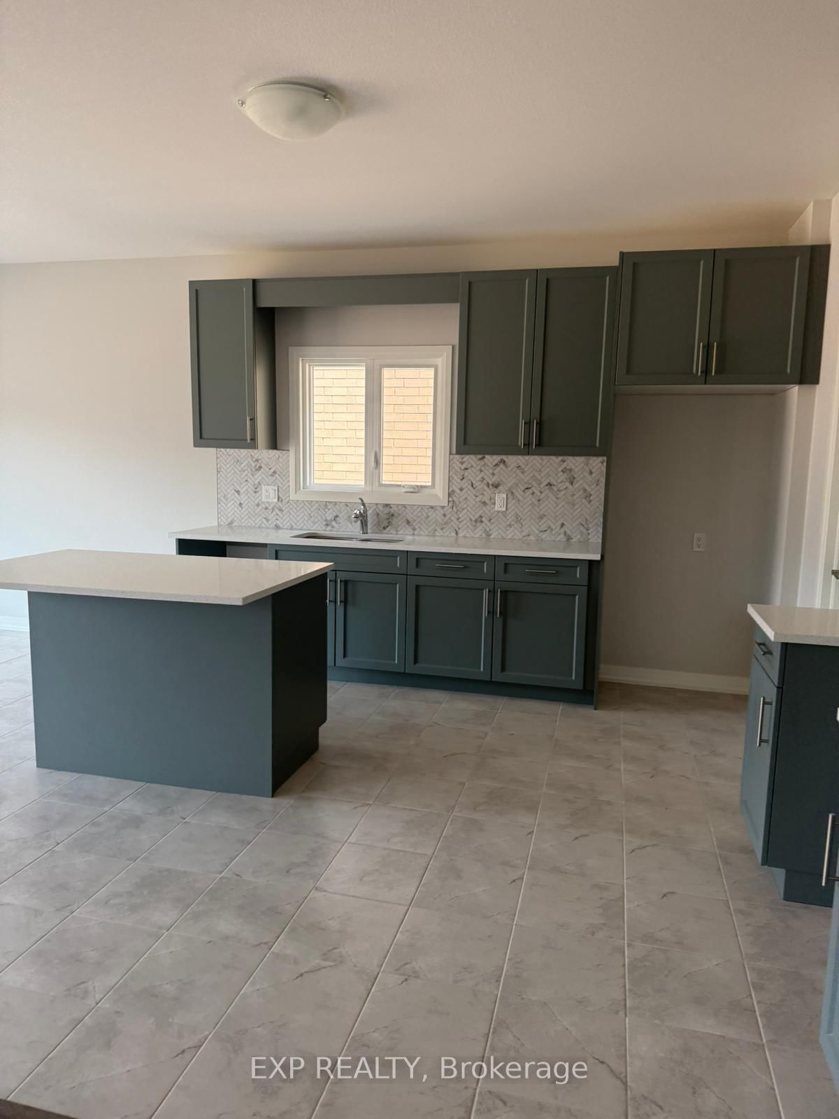 1031 Alliston Avenue • Fort Erie, ON photo 13