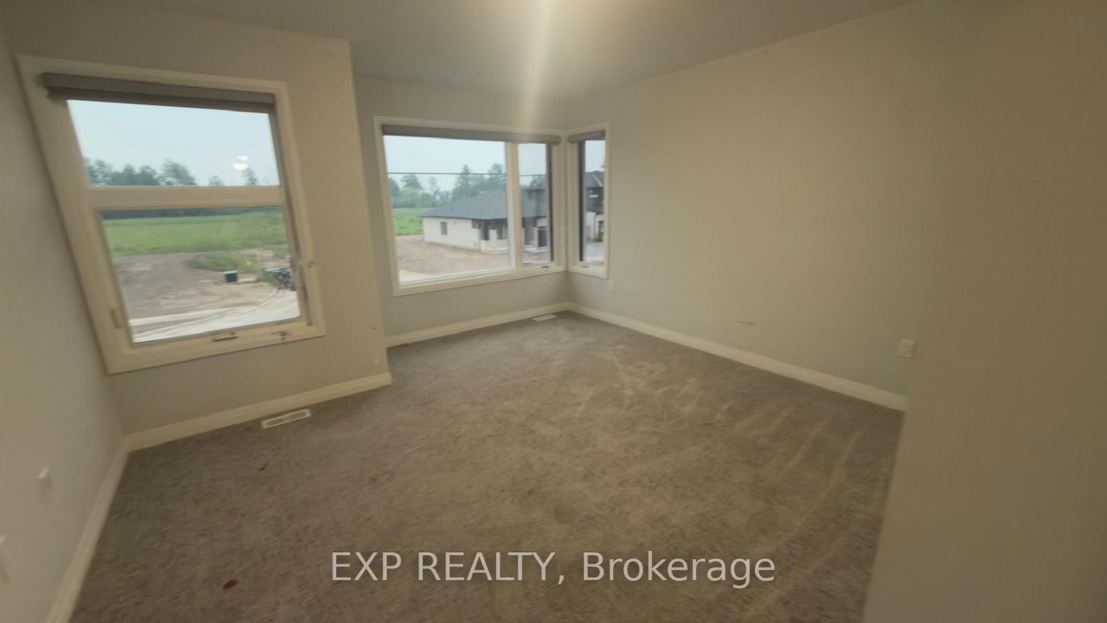 1031 Alliston Avenue • Fort Erie, ON photo 44