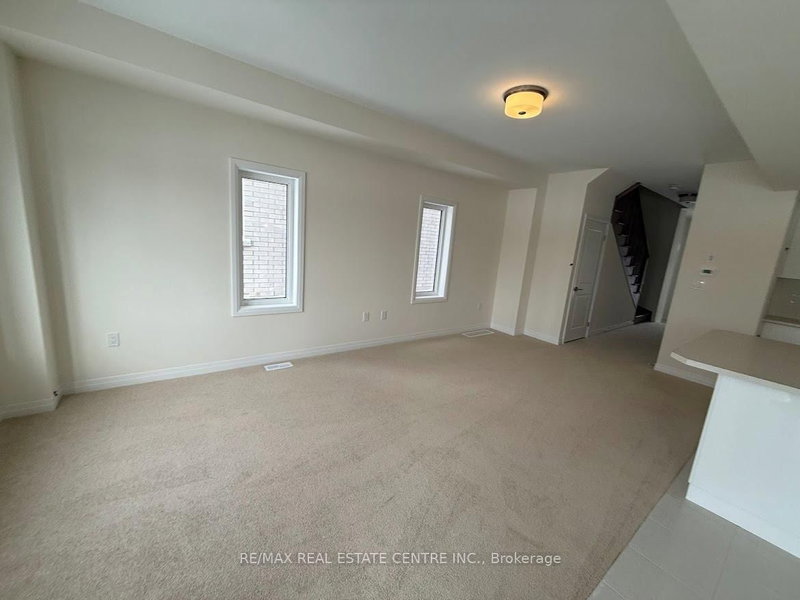 76 - 660 Colborne Street W