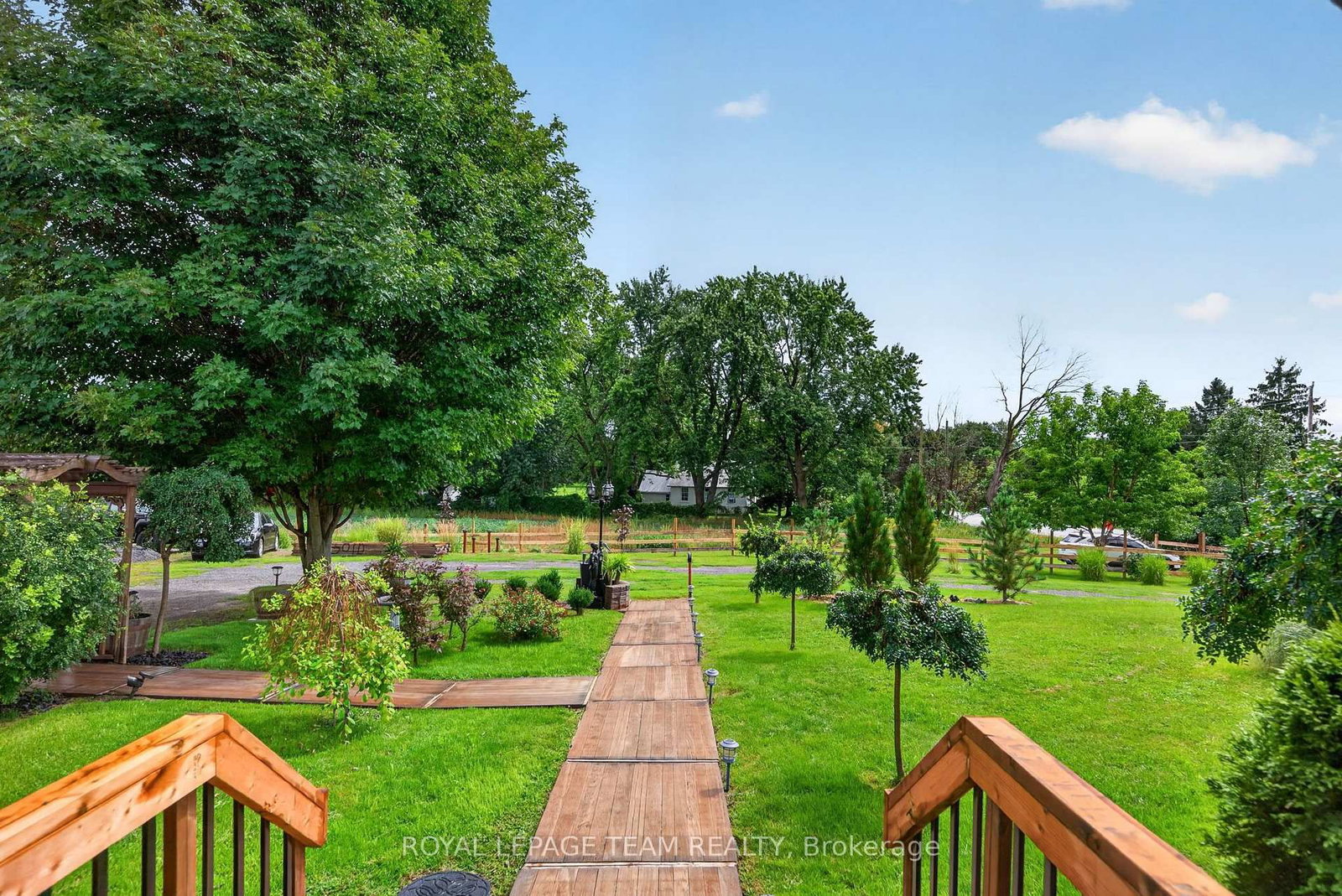 1629 River Road • Ottawa, ON photo 39
