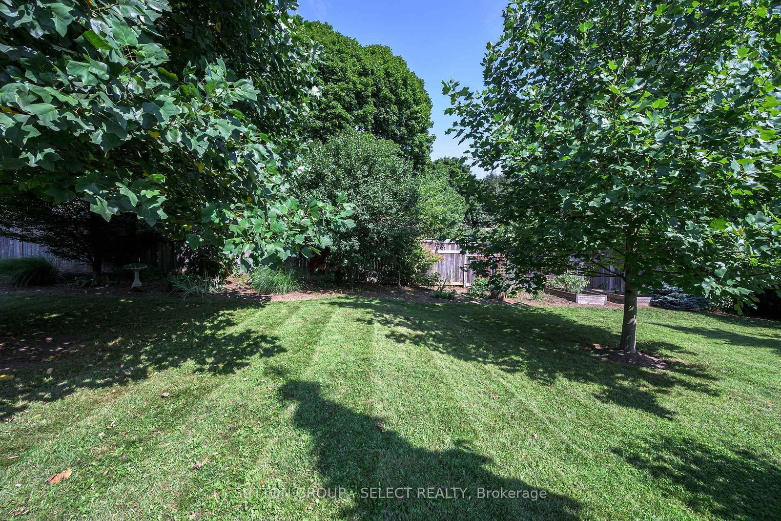 847 Clearview Avenue • London North, ON photo 38