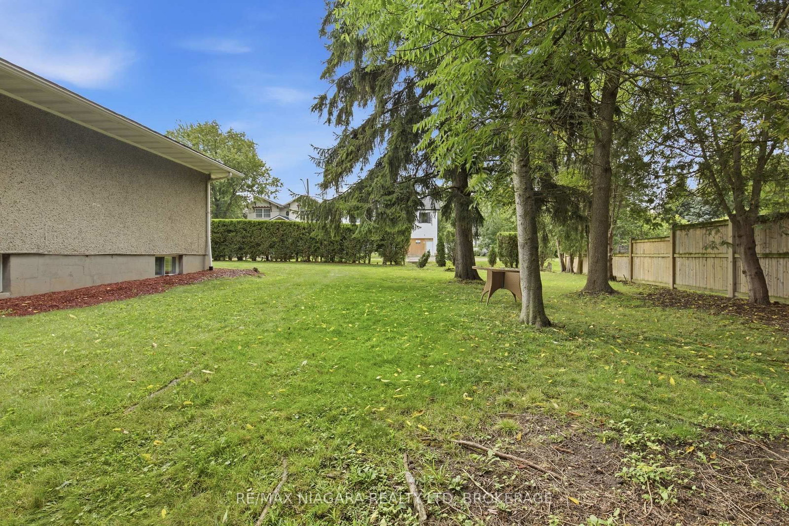 557 Mississagua Street • Niagara-on-the-Lake, ON photo 36