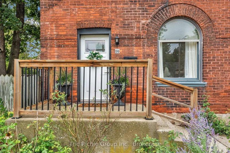 119 Brock Street
